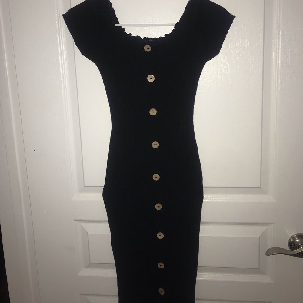 Long black dress